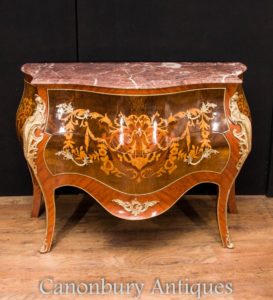 French Empire Bombe Cajones de pecho Inlay Marquetería de Commode