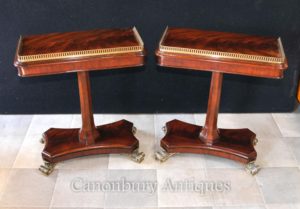 Mesas de mesita laterales Regency Flame Mahogany Furniture