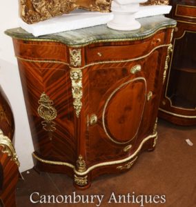 Imperio francés Serpentina Gabinete Kingwood Credenza