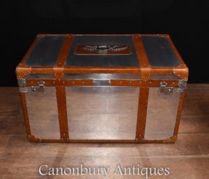 Cuero cromado Aston Martin Maletero Trona Mesa de café lateral de vapor