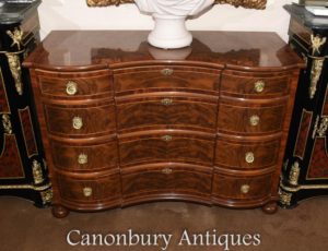 Nogal Regency arco delantero pecho de cajones de muebles