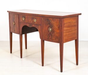 Aparador estilo buffet georgiano de caoba, siglo XIX