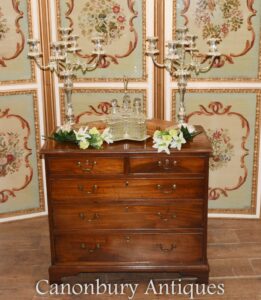 Cómoda georgiana de caoba antiguo 1790