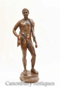 Estatua de bronce desnudo de David - Figura clásica