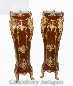 Pareja de pedestales dorados - Mesas rococó francesas Linke